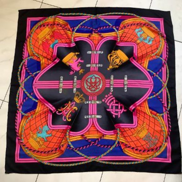 Hermes Accessories - Vintage Hermes 90cm Silk Scarf Grand Tenue